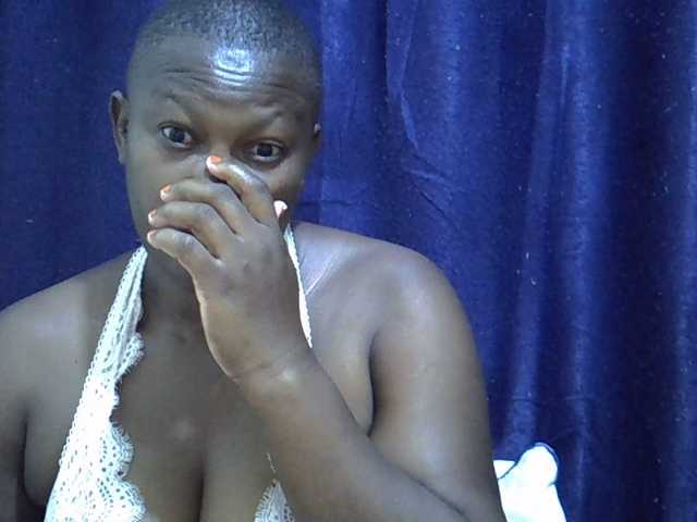 Sexymummy1 live webcam show