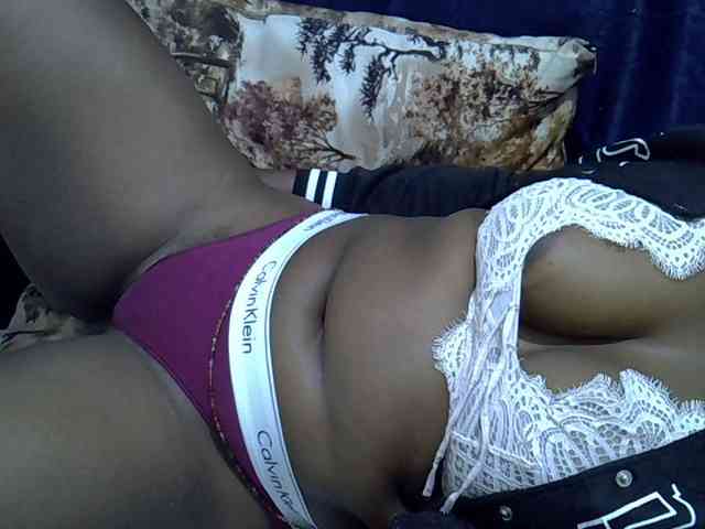 Sexymummy1 webcam