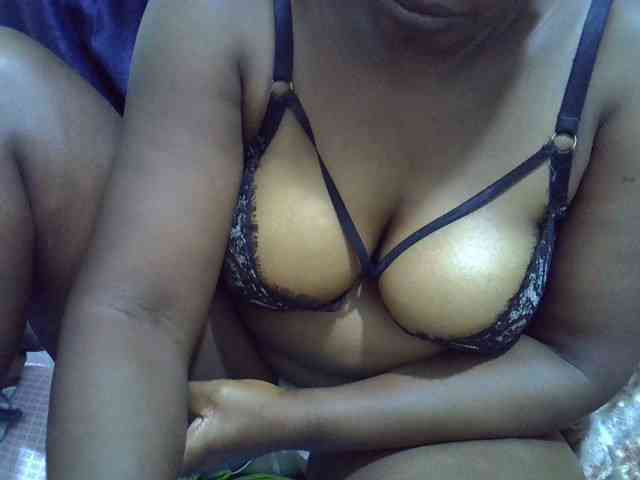 Sexymummy1 webcam