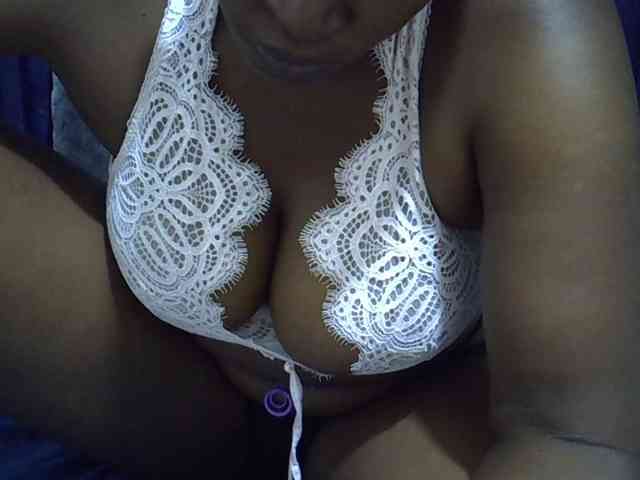 Sexymummy1 webcam