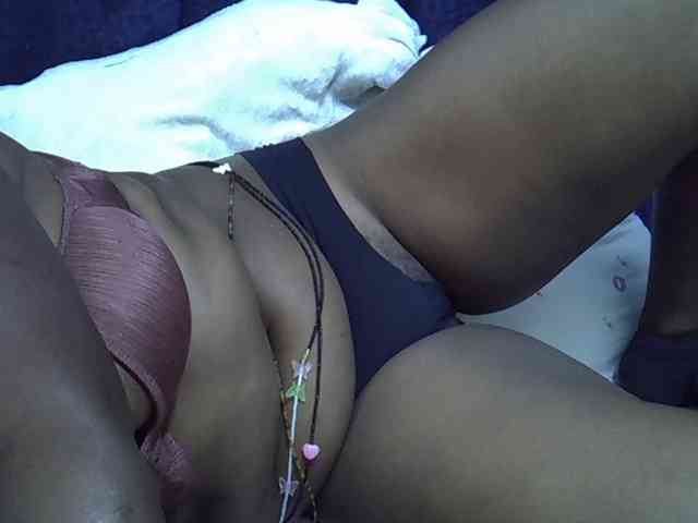 Sexymummy1 webcam