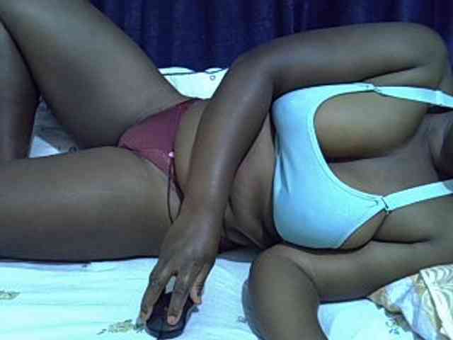 Sexymummy1 webcam