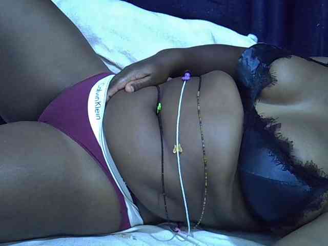 Sexymummy1 webcam