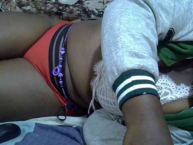 Sexymummy1 webcam