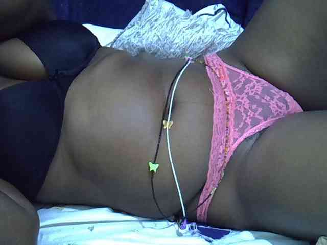 Sexymummy1 webcam