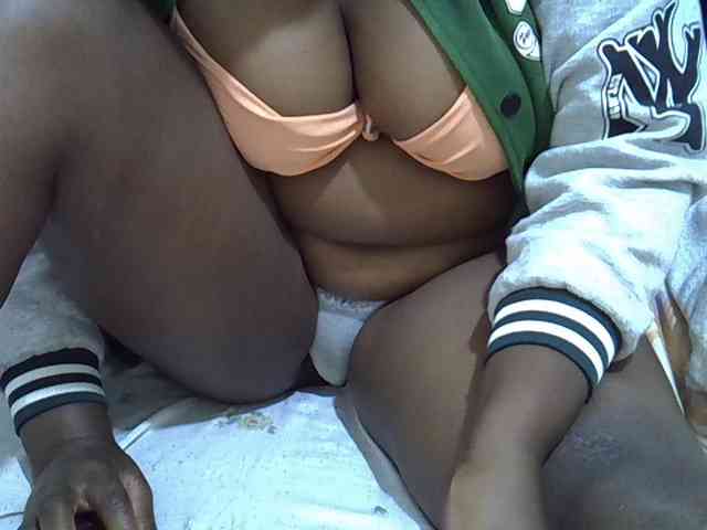 Sexymummy1 webcam
