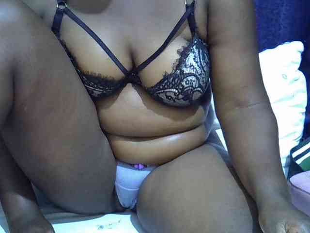 Sexymummy1 webcam