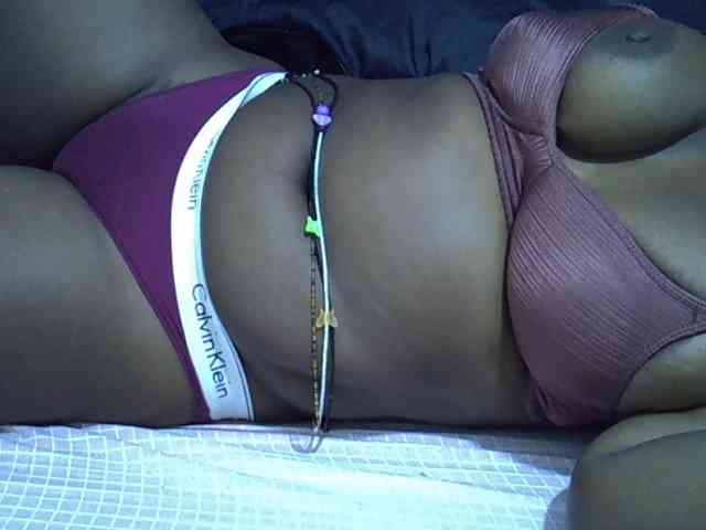 Sexymummy1 webcam