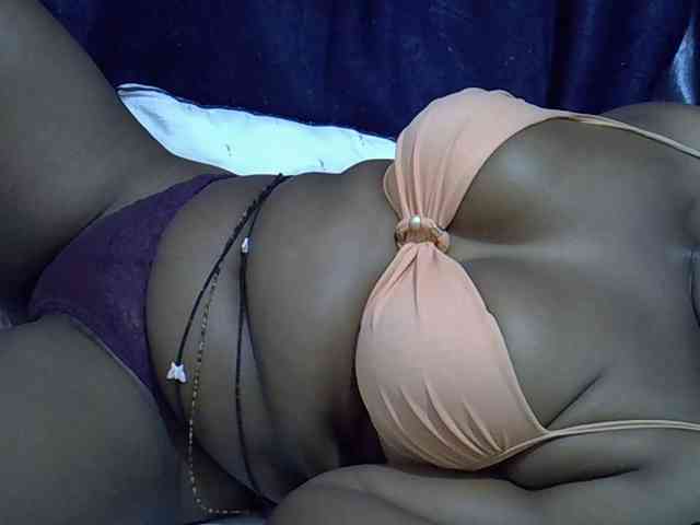 sexymummy1's live room