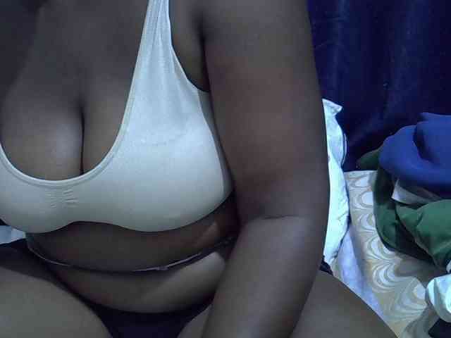 Sexymummy1 webcam