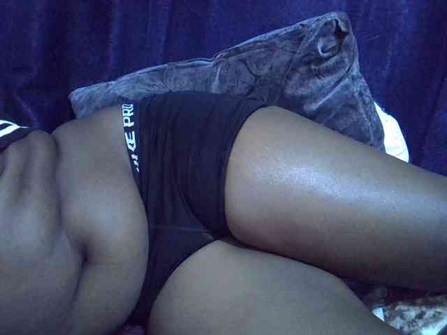 Sexymummy1 webcam
