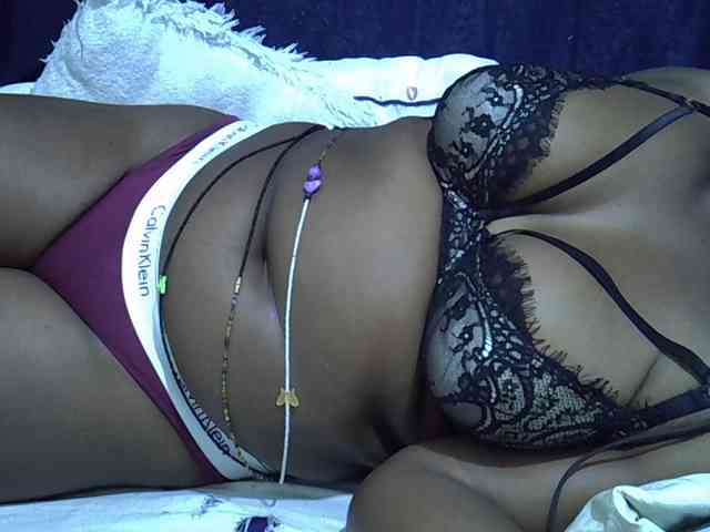 Sexymummy1 webcam