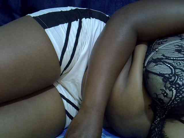 Sexymummy1 webcam