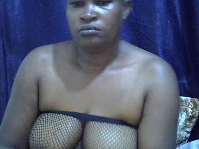sexymummy1's live room