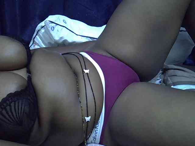 Sexymummy1 webcam