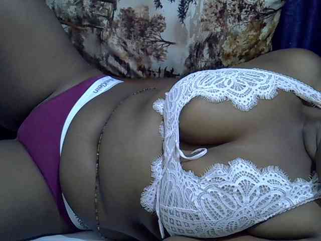 Sexymummy1 webcam