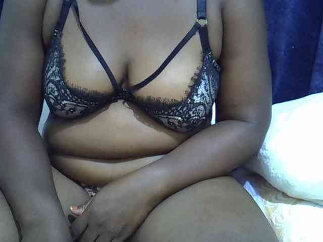 Sexymummy1 webcam