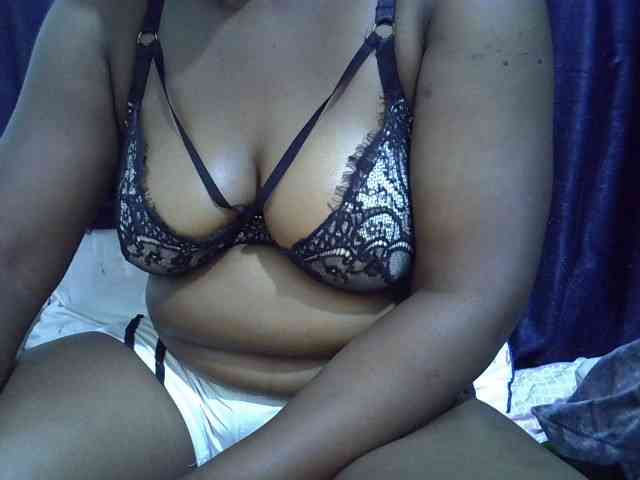 Sexymummy1 webcam