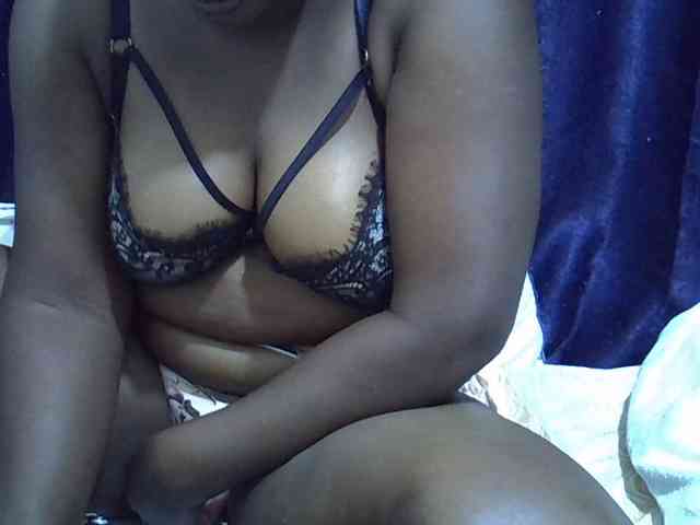Sexymummy1 webcam
