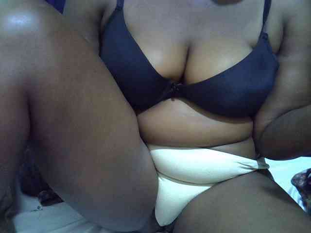 Sexymummy1 webcam