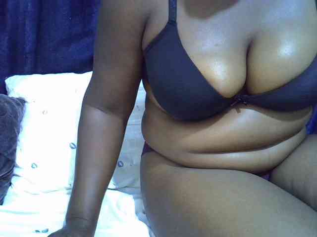Sexymummy1 webcam