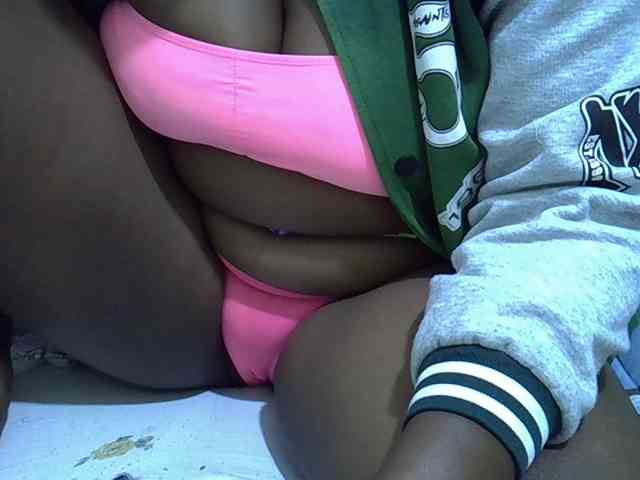 Sexymummy1 webcam