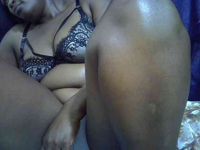 Sexymummy1 webcam