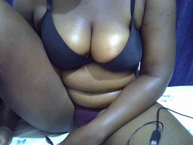 Sexymummy1 webcam