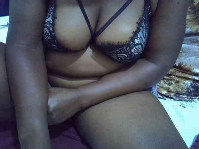 Sexymummy1 webcam