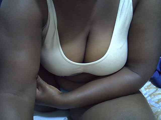 Sexymummy1 webcam