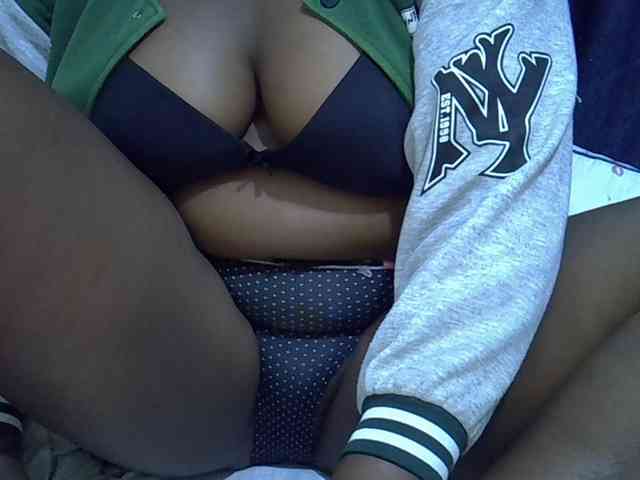 Sexymummy1 webcam