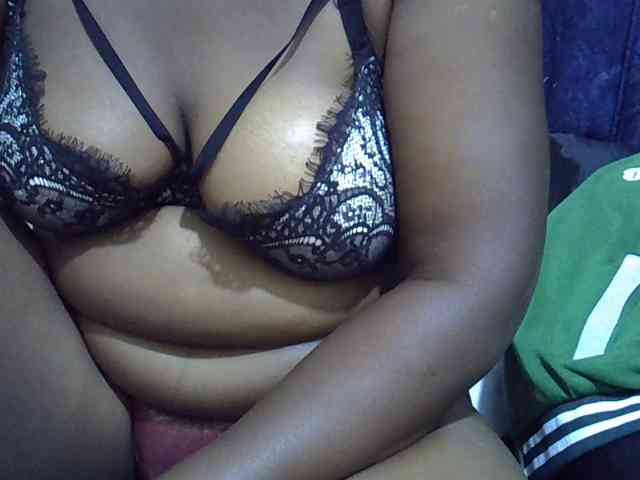 Sexymummy1 webcam