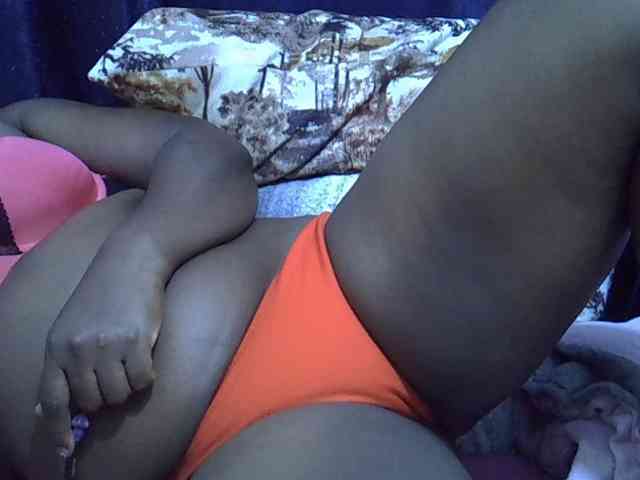 Sexymummy1 webcam