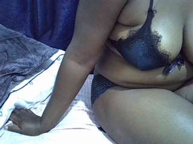 Sexymummy1 webcam
