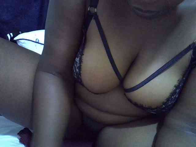 Sexymummy1 webcam