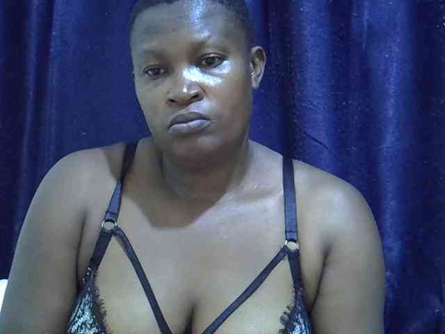 Sexymummy1 webcam