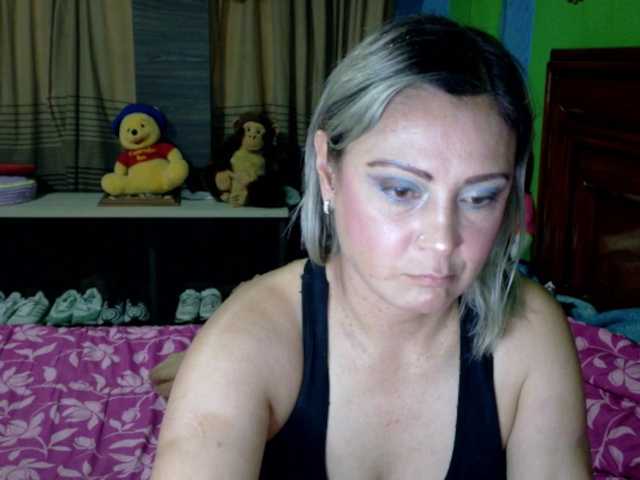 Charlizetheron1's BongaCams show and profile