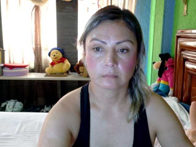 Charlizetheron1 webcam