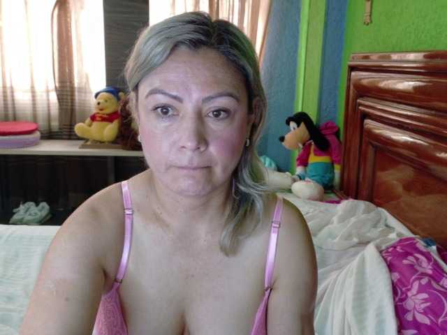 Charlizetheron1 live webcam show