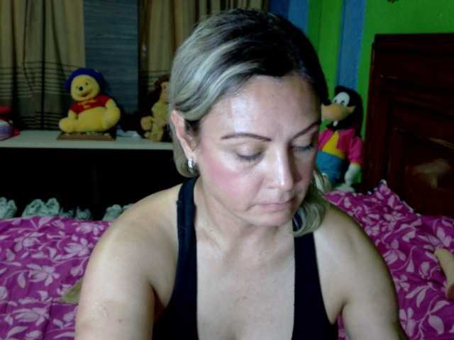 Charlizetheron1's BongaCams show and profile