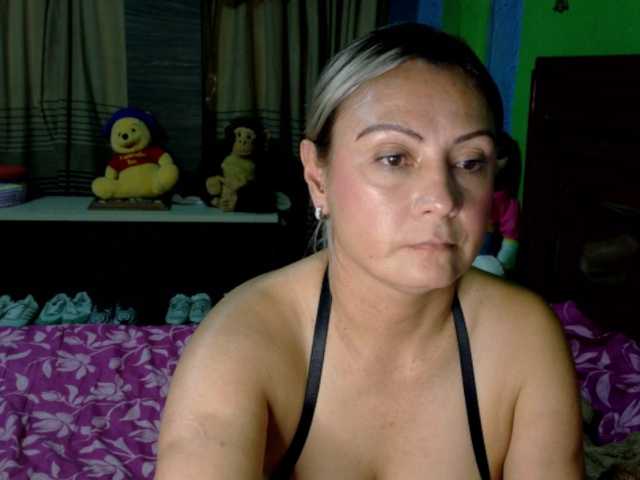 Charlizetheron1's BongaCams show and profile