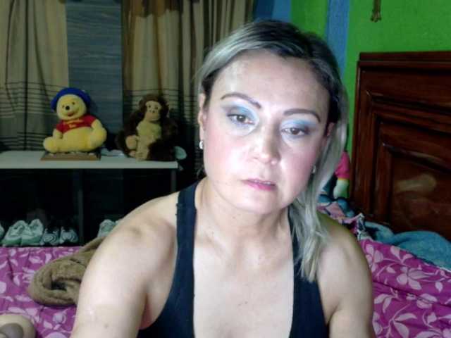 Charlizetheron1's BongaCams show and profile