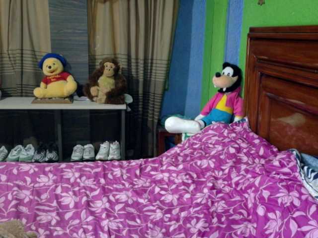 Charlizetheron1's BongaCams show and profile