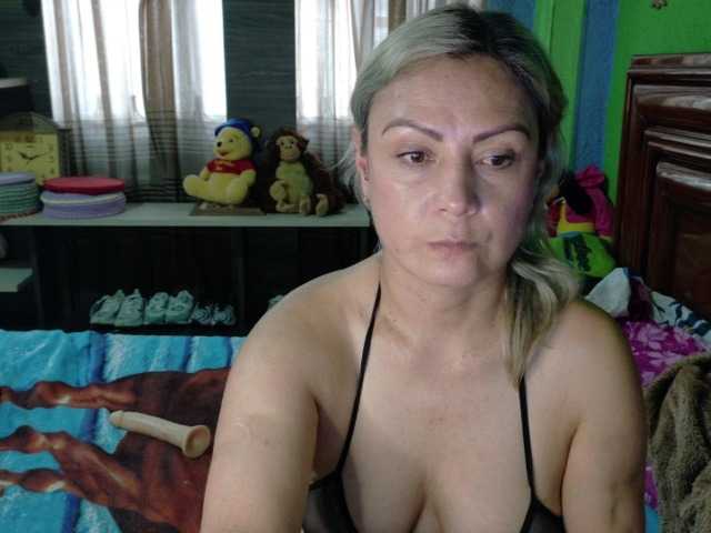 Charlizetheron1 live webcam show