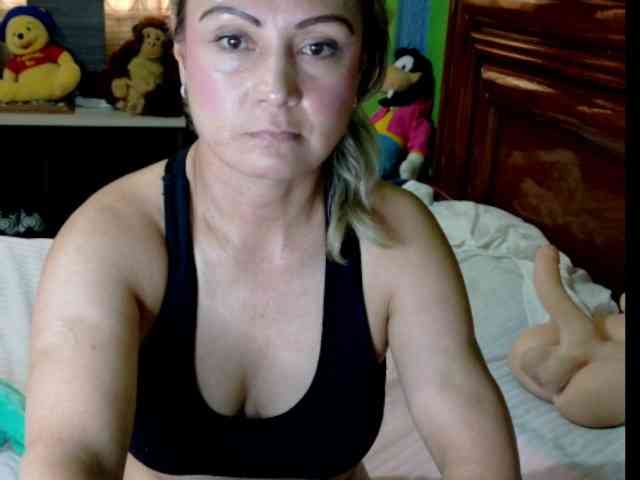 Charlizetheron1 webcam