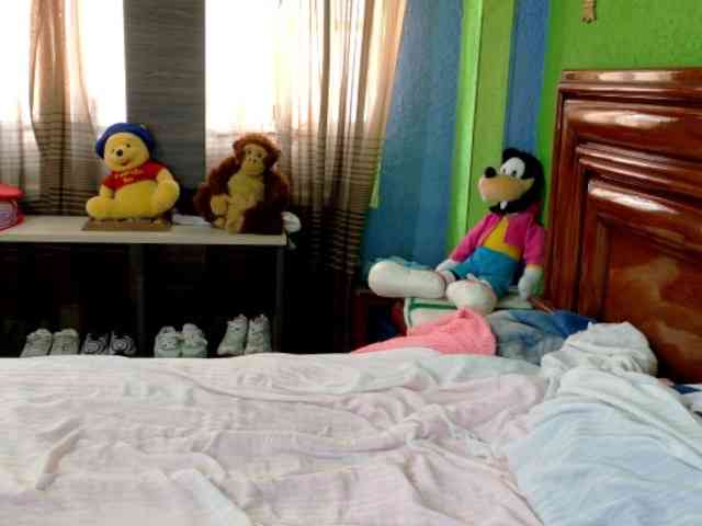 Charlizetheron1 webcam