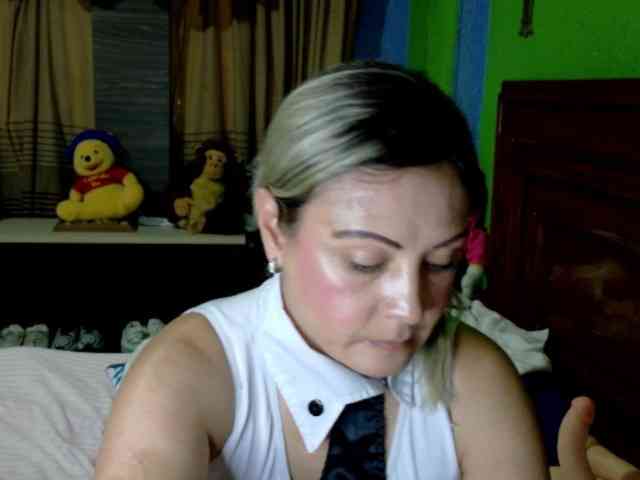 Charlizetheron1 webcam