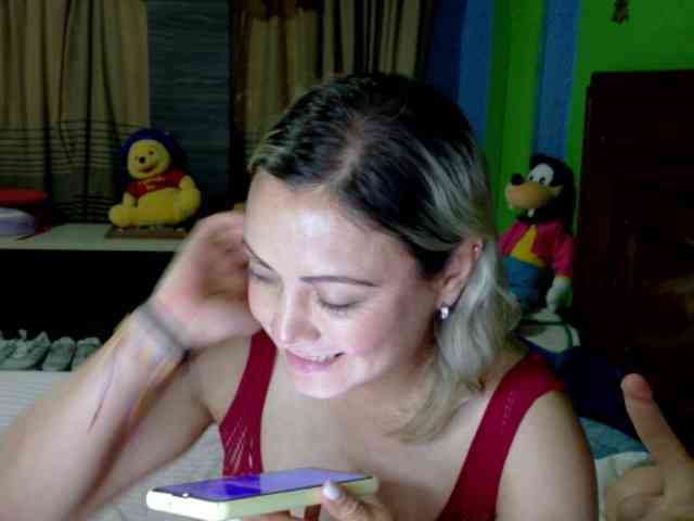 Charlizetheron1 webcam