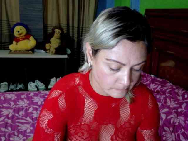 Charlizetheron1 webcam