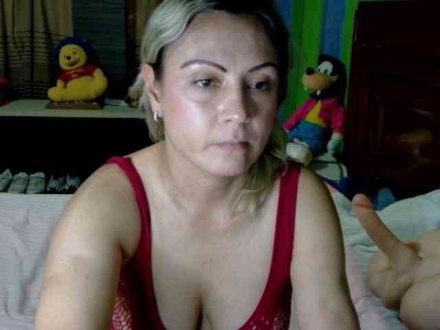 Charlizetheron1 webcam